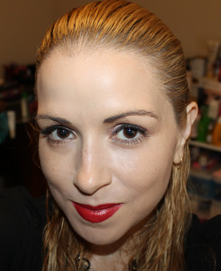 celia-wearing-nars-audacious-lipstick-in-rita