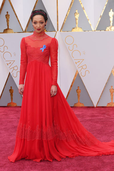 ruth-negga-2017-oscars-red-carpet