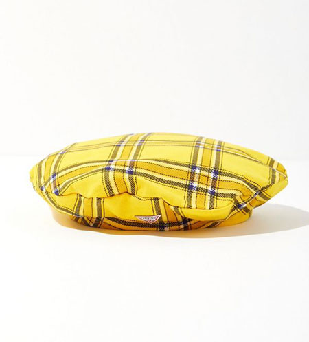 guess-urban-outfitters-plaid-beret