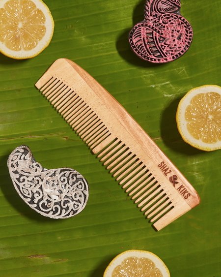 shaz-and-kiks-neem-wood-comb